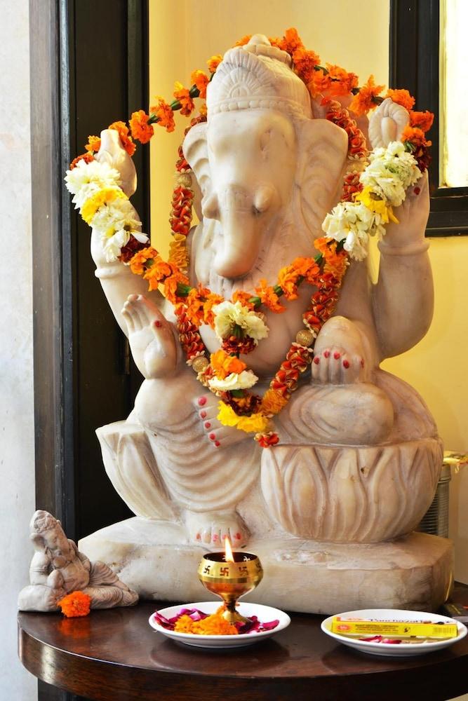 Hotel Shanti Palace West Patel Nagar New Delhi Exteriör bild