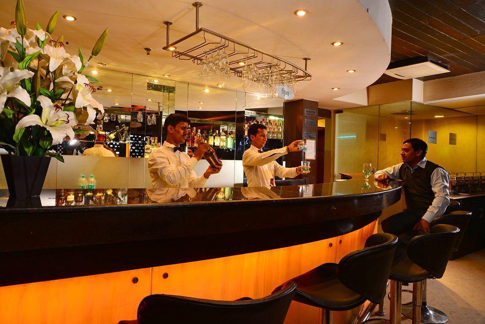 Hotel Shanti Palace West Patel Nagar New Delhi Exteriör bild